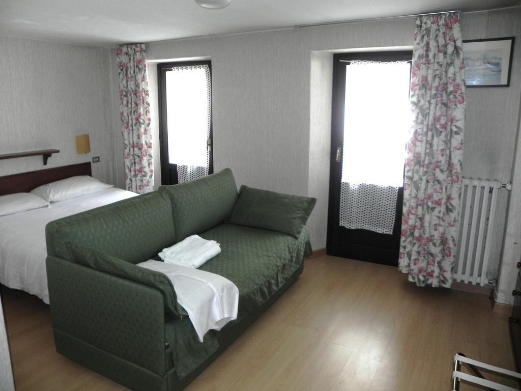 Hotel Nuovo Pecetto 马库尼亚加 客房 照片
